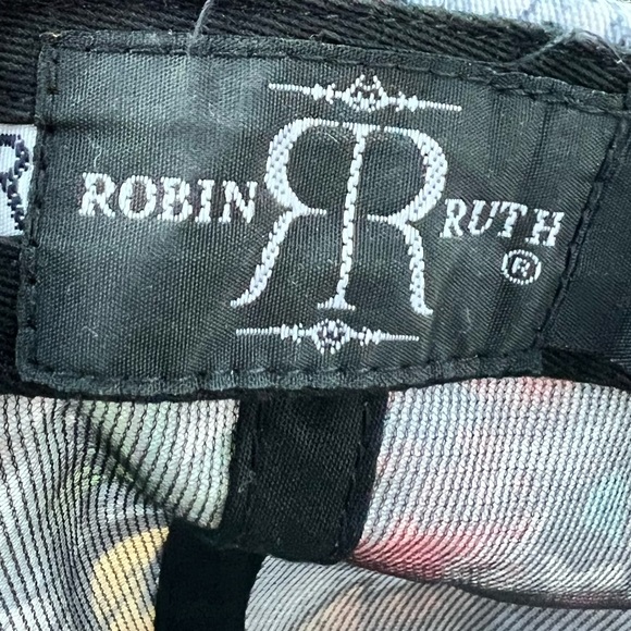 ORIGINAL ROBIN RUTH BRAND LONDON SIGNATURE GRAFFITI BASEBALL CAP - Picture 3 of 11